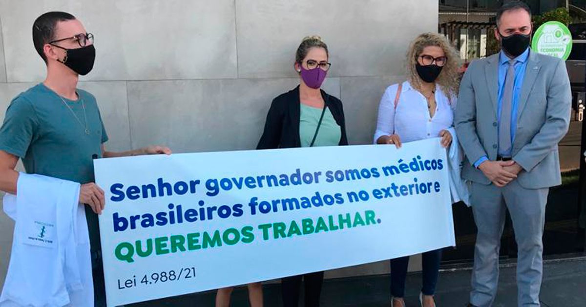 Dr. Luiz Paulo cobra do governador contratação de médicos formados no exterior